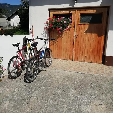 Apartma Pr' Vok Лешче